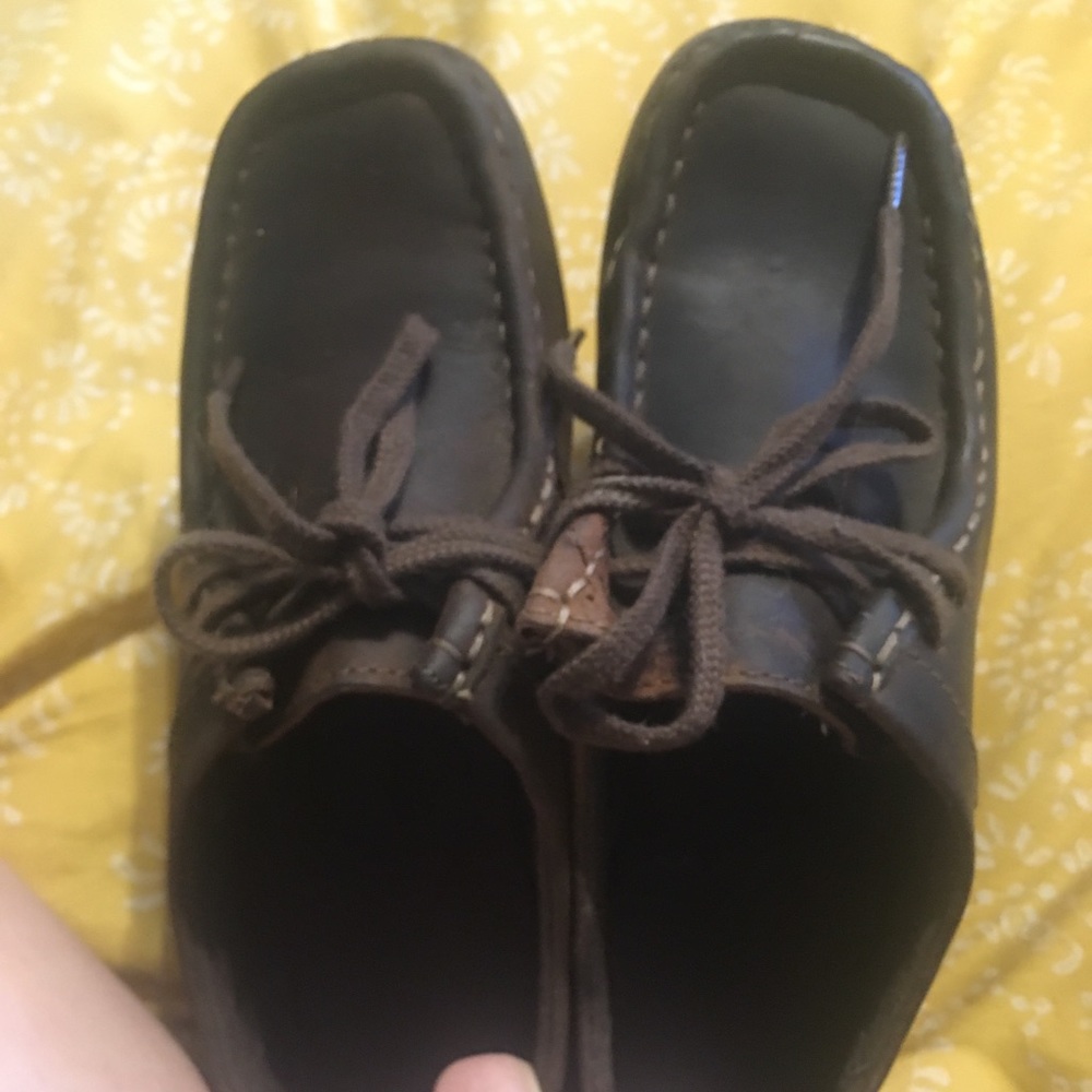 Clark wallabees